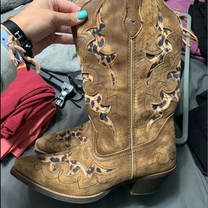 Laredo cheetah boots